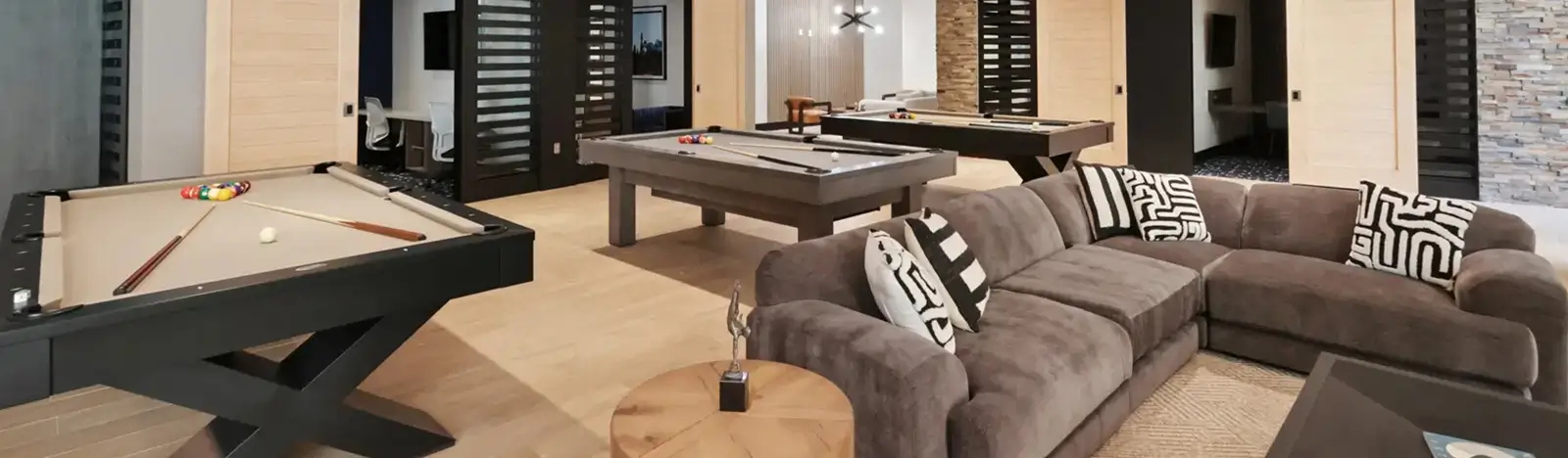 Resident lounge featuring a pool table
